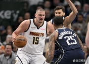 LOL决赛-76人力克独行侠，约基奇关键制胜