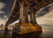 英雄联盟总决赛门票-都市双雄记，引擎咆哮与绿茵舞步—当F1迈阿密街头飙速遇上曼城的跨洋征服