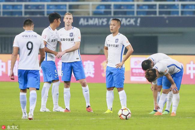 上港惨败泰达,遭遇联赛连败 上港惨败泰达,遭遇联赛连败