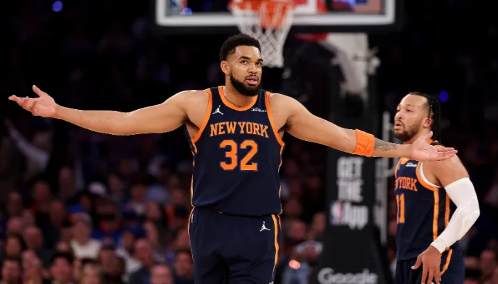 关于尼克斯队不敌步行者队，客场遭遇失利的信息