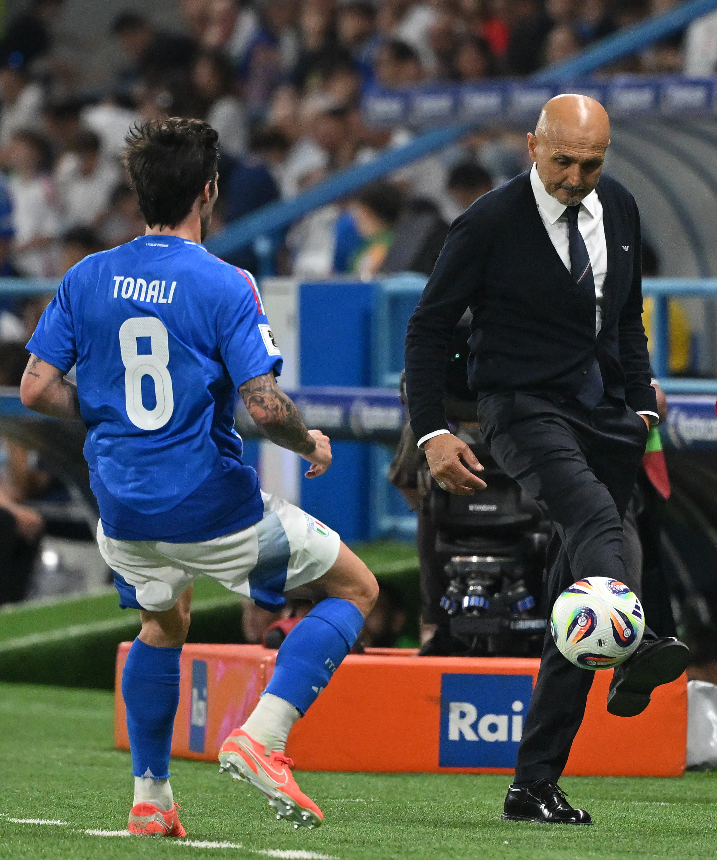 意大利击败荷兰获得决赛资格 意大利击败荷兰获得决赛资格