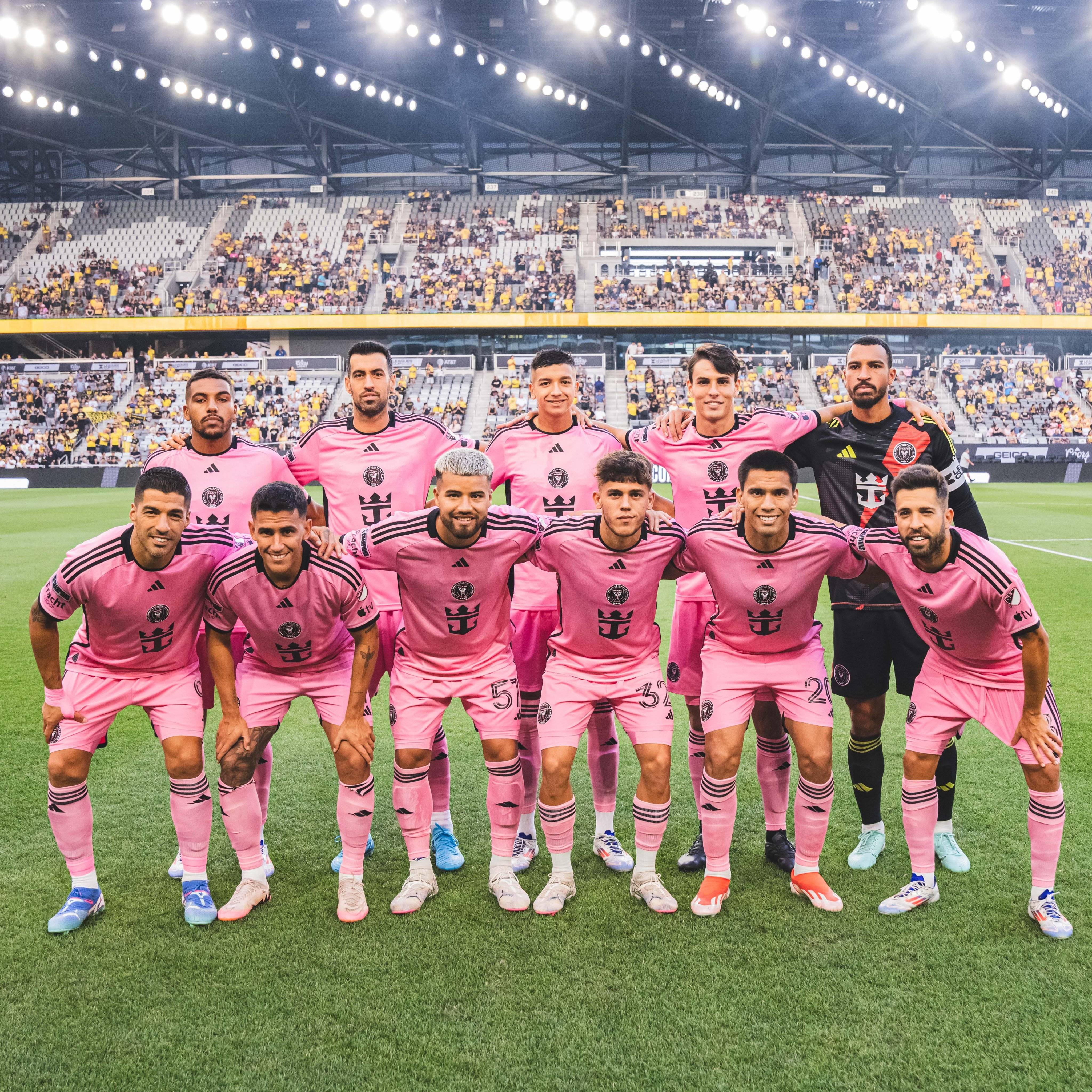 PSG碾压英格兰，莱万拿下关键大龙焦点之战季后赛，锁定晋级资格的简单介绍