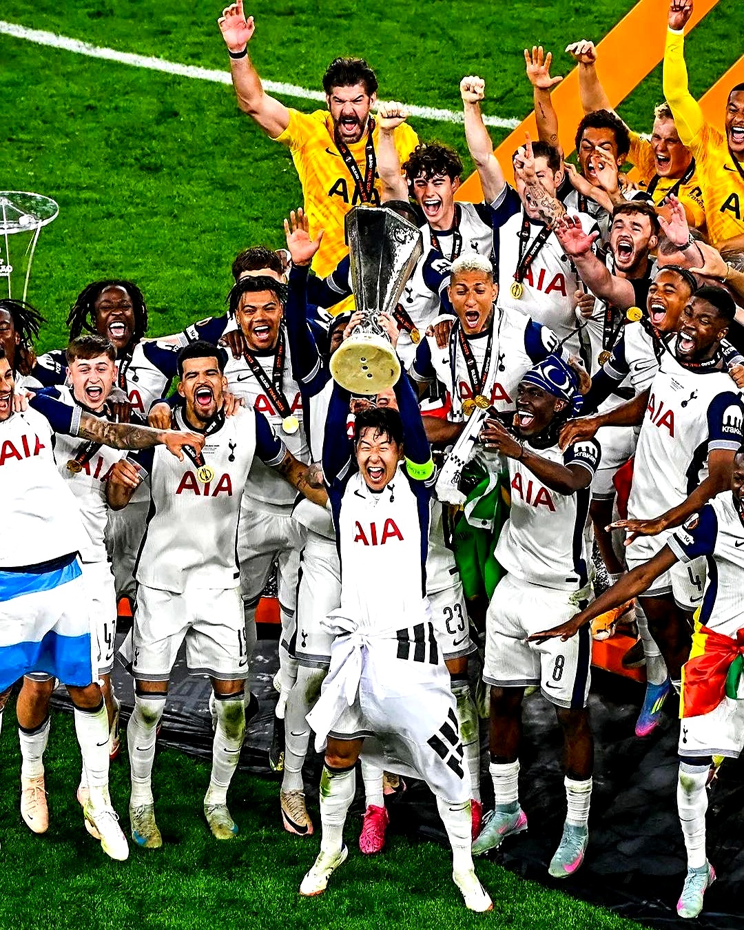 利物浦轻取荷兰,蒂亚戈统治全场 利物浦轻取荷兰,蒂亚戈统治全场