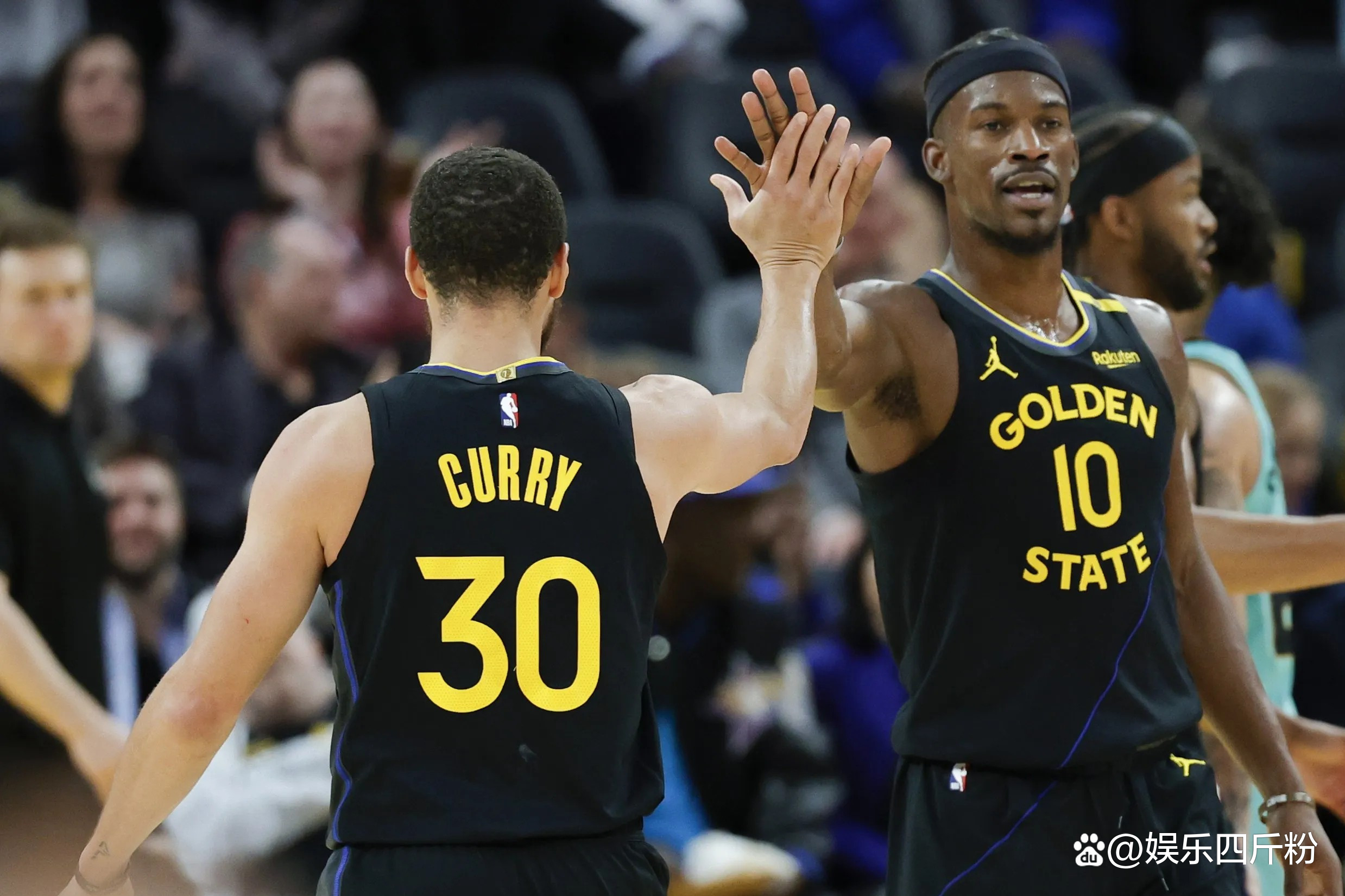 尼克斯球员状态出色备战关键对决 尼克斯球员状态出色备战关键对决