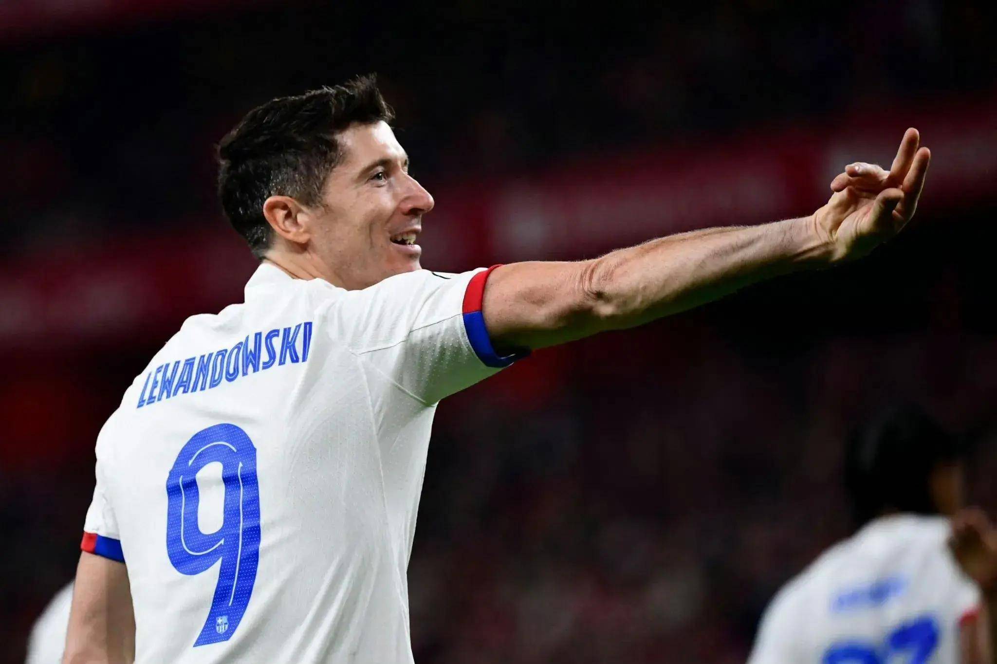 威廉姆斯鏖战阿斯顿马丁，皮亚斯特里状态火热