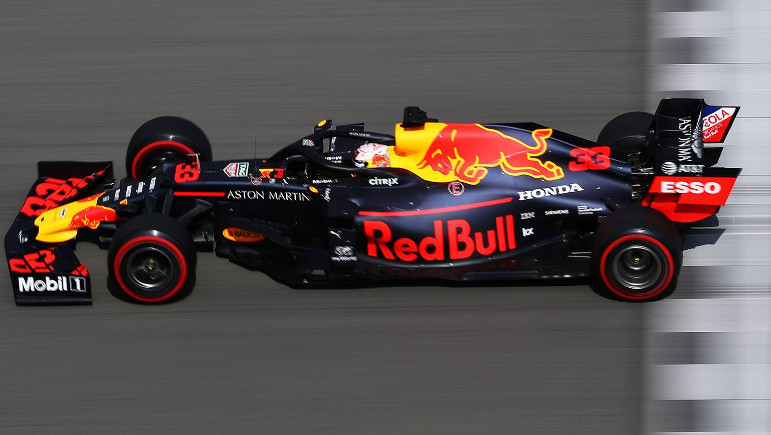 红牛二队碾压阿斯顿马丁，勒克莱尔点燃赛场