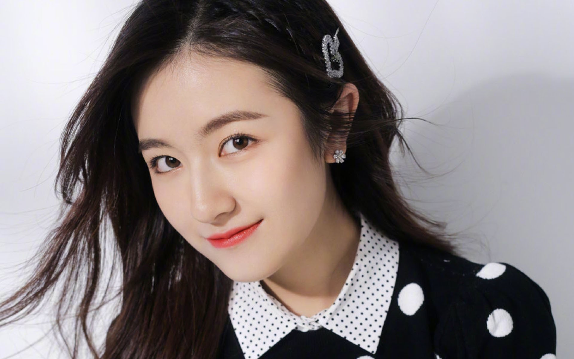 冰与火的对决，牙买加飓风、拉什福德倒挂与足球秩序的倒悬