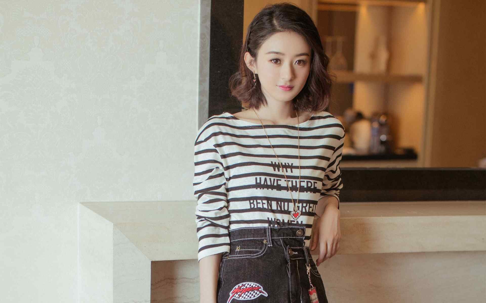 平行时空的竞技场，F1街道赛的轰鸣与篮球场的终场绝杀