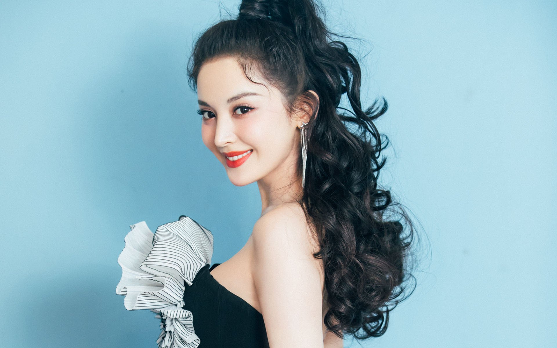 萨克拉门托没有国王，但夏洛特的新王在此加冕